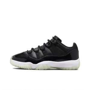 Air Jordan 11 Low Retro (72-10)