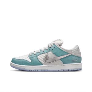 Nike Dunk SB Low (April Skateboards)