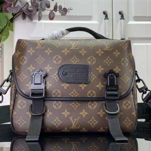 Louis Vuitton LV Trail Messenger M46972