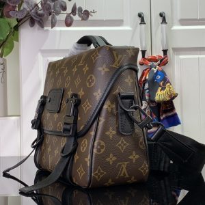 Louis Vuitton LV Trail Messenger M46972