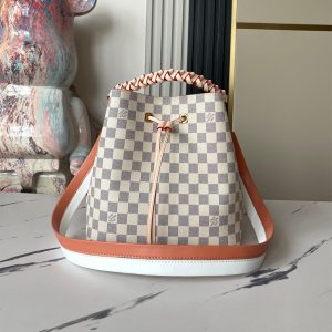 Louis Vuitton NEONOE Shoulder Handbag N40344