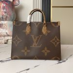Louis Vuitton OnTheGo MM M45321