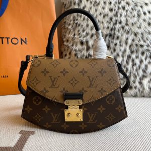 Louis Vuitton Tilsitt M46548