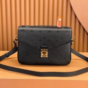 Louis Vuitton Pochette Métis M41487