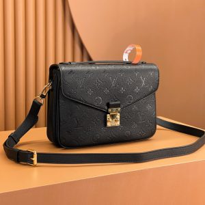 Louis Vuitton Pochette Métis M41487