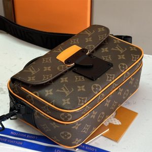 Louis Vuitton S-Lock Messenger M46688