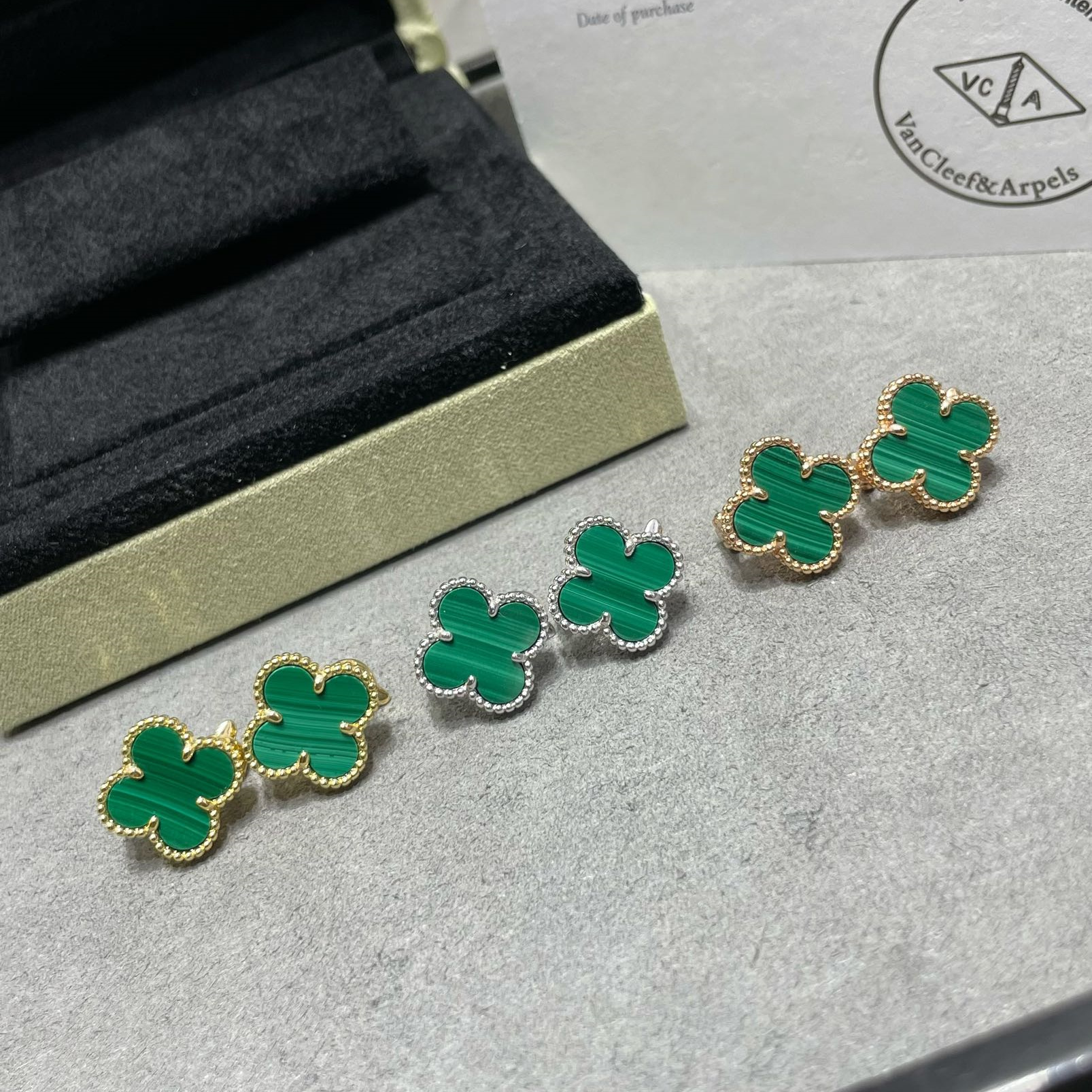 Van Cleef Arpels Earrings Green product image
