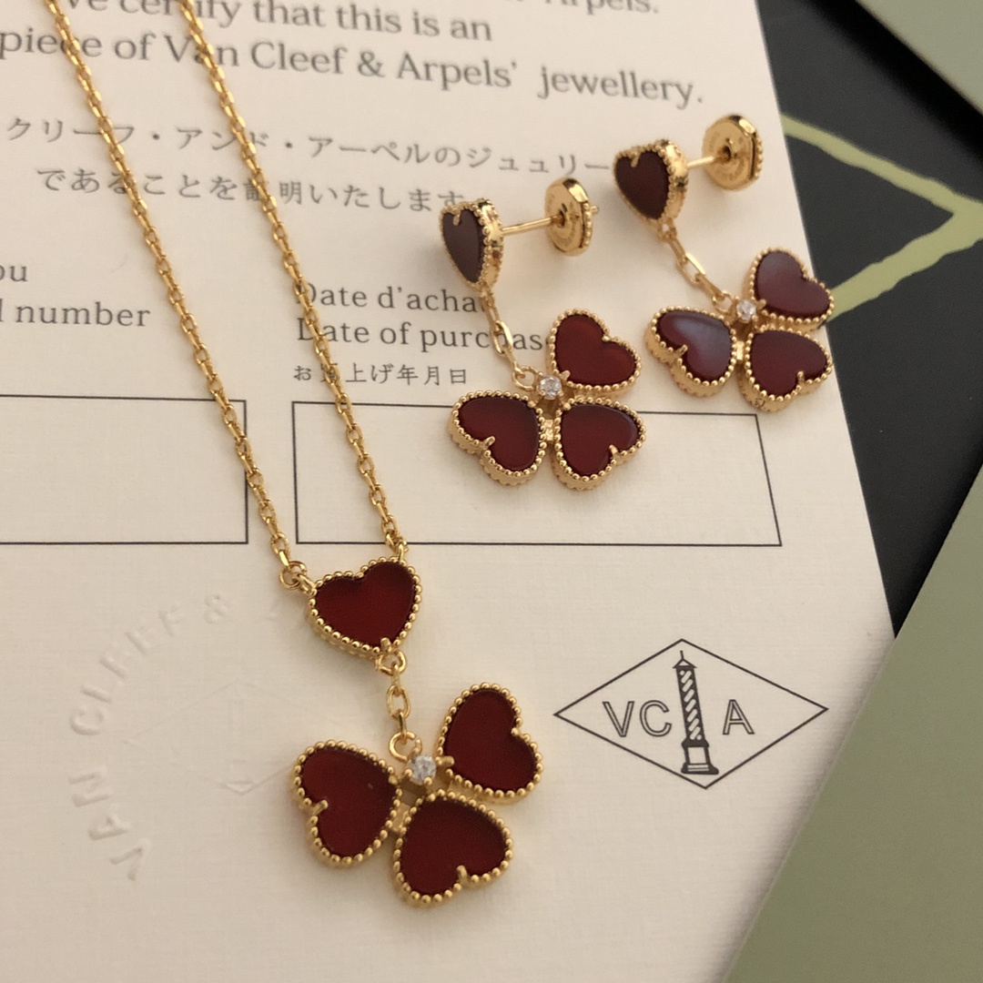 Van Cleef & Arpels Necklace Earrings Combination - available at shoes886.com