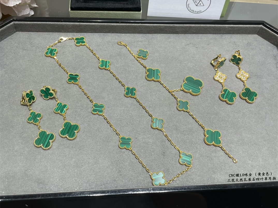 Van Cleef & Arpels 4 Piece Set - available at shoes886.com