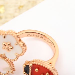 Van Cleef & Arpels Ring