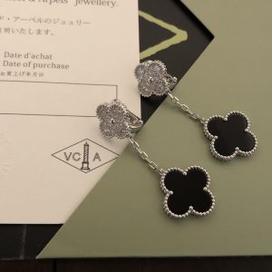 Van Cleef & Arpels Earrings