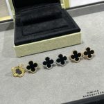 Van Cleef & Arpels Earrings Black