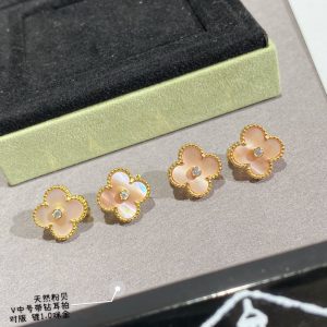 Van Cleef & Arpels Earrings