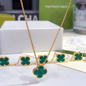 Van Cleef & Arpels Bracelet Necklace Combination