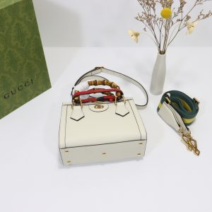 Gucci Diana Mini Tote Bag 702732