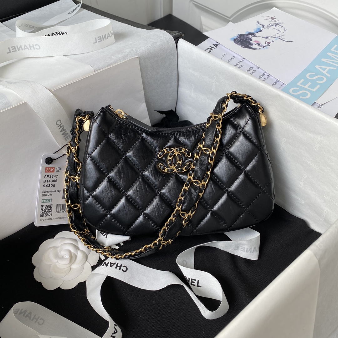 Chanel 23K Hobo AP3927 – available at shoes886.com