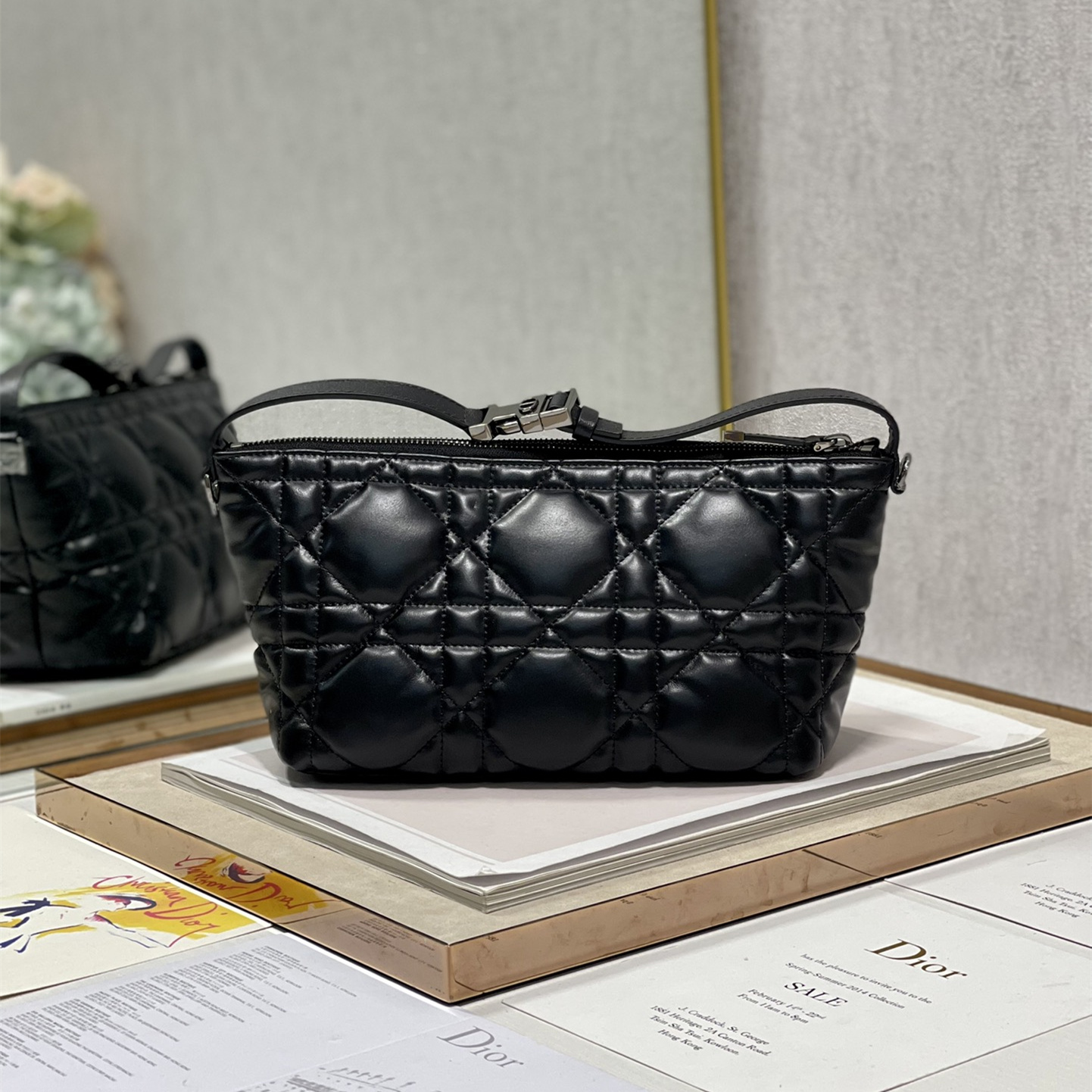 Dior Travel Nomad Pouch S5554 product view