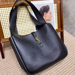 Saint Laurent Le 5 À 7 Bea In Grained Leather 763435