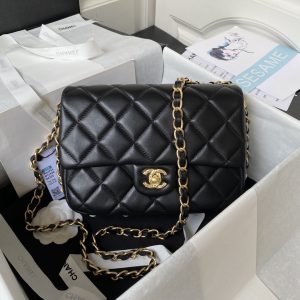 Chanel Fatty Fang 23B AP4193