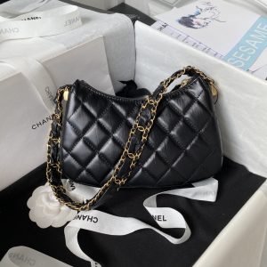 Chanel 23k Hobo Ap3927