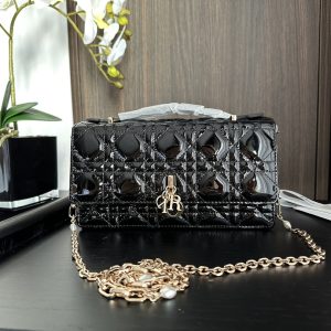 Dior Mini Bag Patent Leather S0980ONMJ
