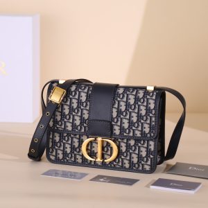 Dior 30 Montaigne Bag Oblique M9203
