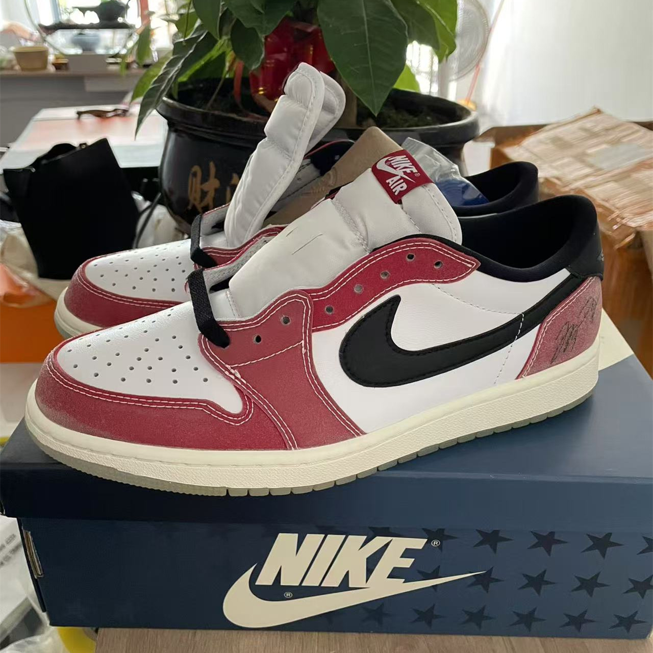Air Jordan 1 Retro Low Trophy Room Freeze Out at shoes886.com